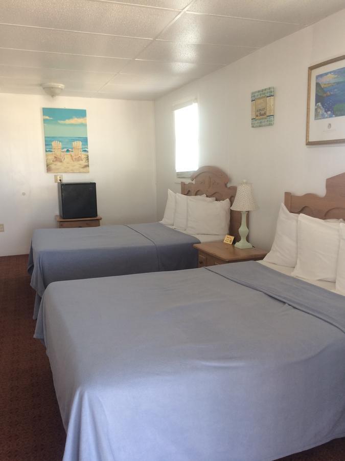 Sandcastle Beachfront Inn Westerly Exterior photo